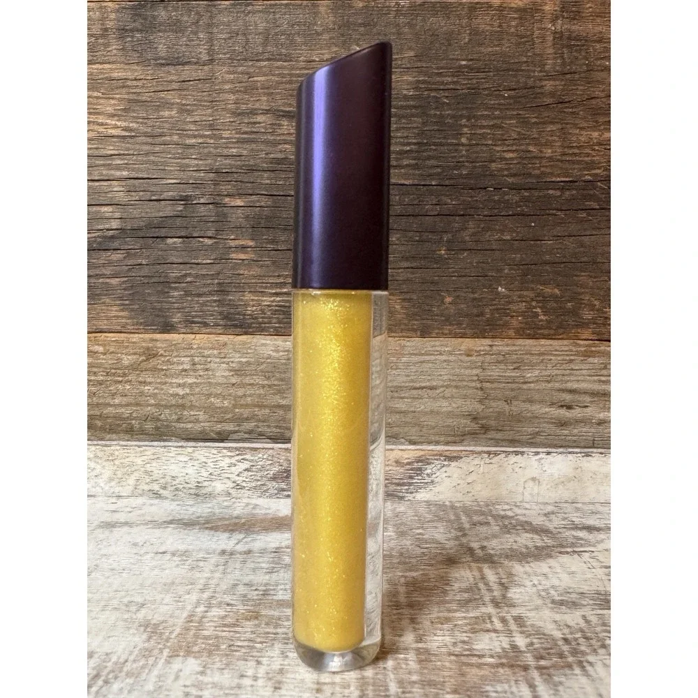 Imayla The One Shimmering Lipgloss‎ – 24K Kiss (No Box)